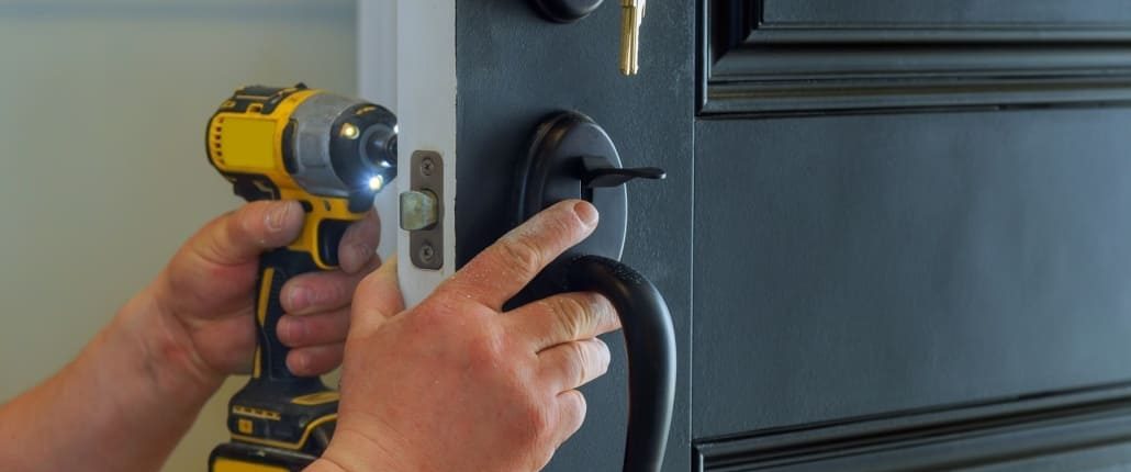 Vervanging van een slot na inbraak bij een woning in Wilrijk